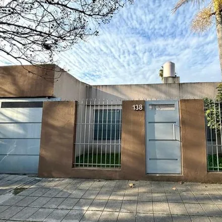 Image 2 - Vicente Fidel López, Partido de Lomas de Zamora, B1834 GMJ Temperley, Argentina - House for rent