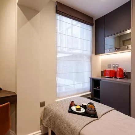 Rent this studio apartment on 33 Nottingham Place in London, W1U 5EW