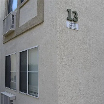 Image 4 - Verdura Avenue, Paramount, CA 90723, USA - Condo for rent