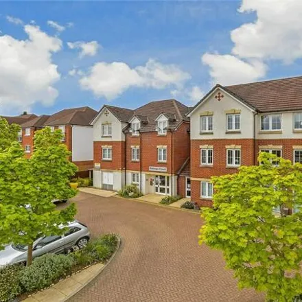Buy this 1 bed apartment on 42B Prices Lane in Reigate, RH2 8AU