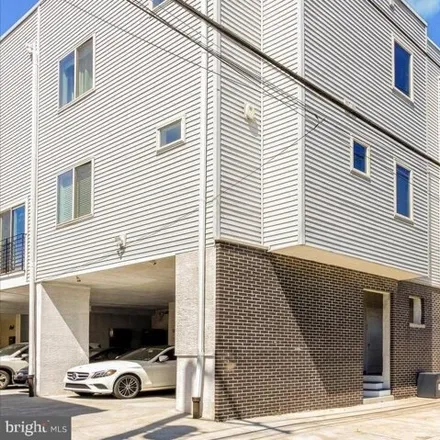 Buy this 2 bed condo on 14 West Thompson Street in Philadelphia, PA 19122
