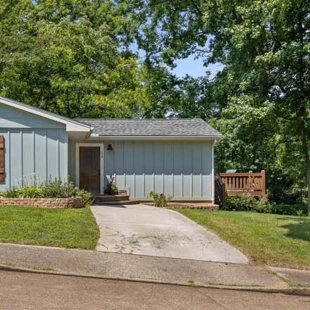 Buy this 2 bed house on 829 Whitehall Road in Woodland Heights, Chattanooga