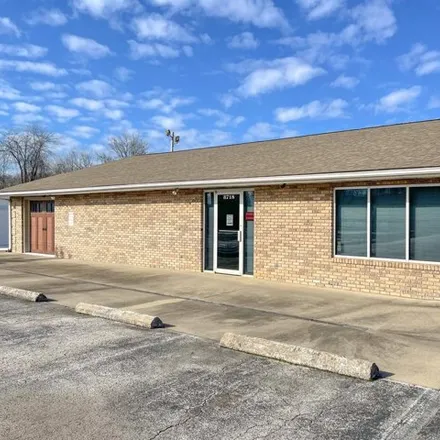 Rent this studio apartment on Whitley County Health Department in Cumberland Falls Highway, Corbin