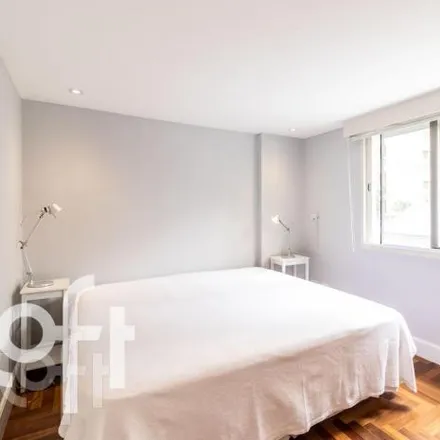 Buy this 3 bed apartment on Rua Oscar Freire 235 in Cerqueira César, São Paulo - SP