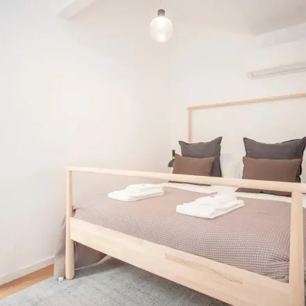 Rent this 4 bed apartment on Belos Aires in Rua das Taipas, 4050-597 Porto