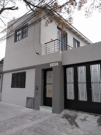 Rent this studio house on Crespo 2200 in Cinco Esquinas, Rosario