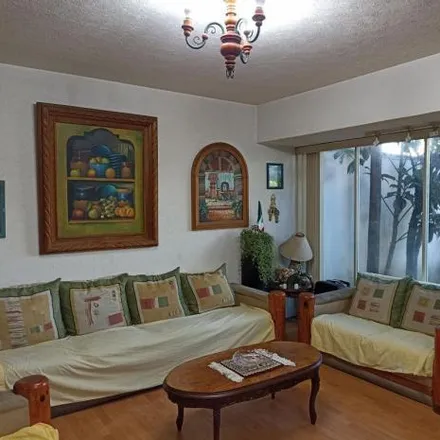 Buy this 3 bed house on Continuación Estado de México in 52140 Metepec, MEX