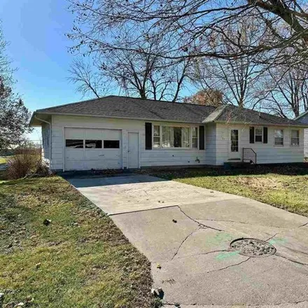 Buy this 2 bed house on 729 West Broad Street in North English, Iowa County