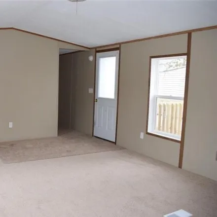 Image 7 - 929 Reserve Avenue, Thief River Falls, MN 56701, USA - Apartment for sale