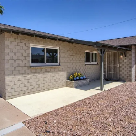 Image 2 - 8240 East Turney Avenue, Scottsdale, AZ 85251, USA - House for rent