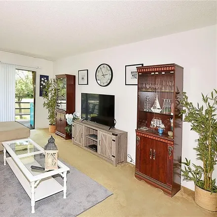 Image 3 - 4098 6th Street, Indian River County, FL 32968, USA - Townhouse for sale