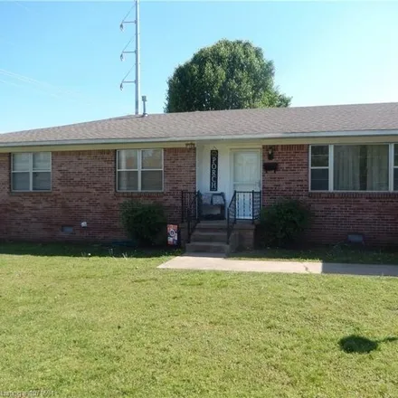 Buy this 3 bed house on 174 East 4th Street in Booneville, AR 72927