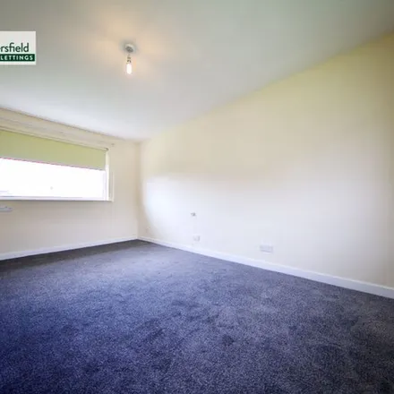 Image 2 - 23 The Ghyll, Kirklees, HD2 2FE, United Kingdom - Apartment for rent