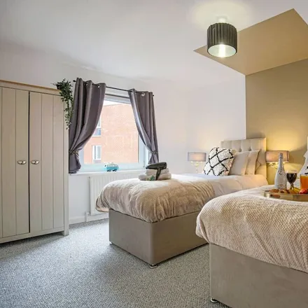 Image 5 - Northampton, NN1 1PB, United Kingdom - Apartment for rent
