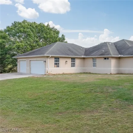 Buy this 4 bed house on 3098 Arcadia Avenue in DeSoto County, FL 34266