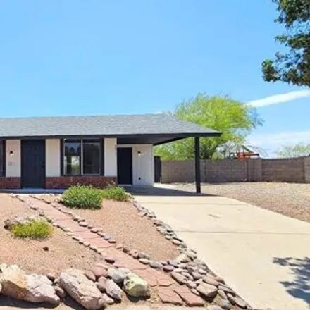 Buy this 4 bed house on 6811 S Vereda De Las Casitas in Tucson, Arizona