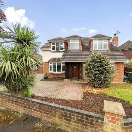 Buy this 4 bed house on Yew Tree Close in Fair Oak, SO50 7GP