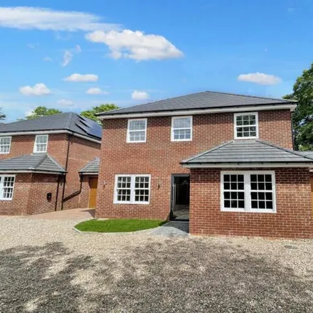 Buy this 5 bed house on Rustic in Church Street, Dunstable