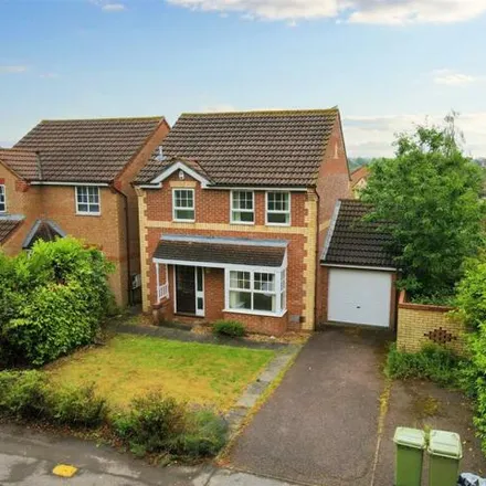 Buy this 3 bed house on Kirkstall Place in Milton Keynes, MK6 2XE
