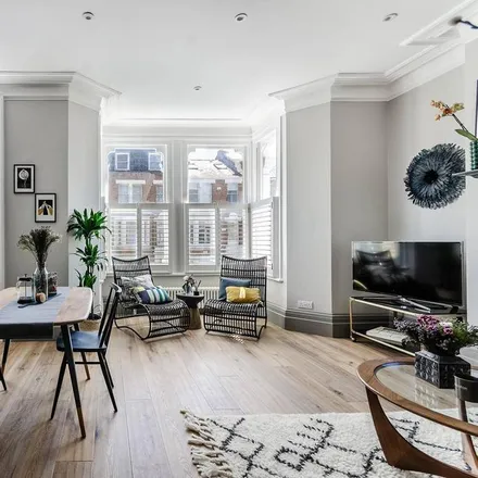 Rent this 1 bed apartment on 59 Netherwood Road in London, W14 0BP