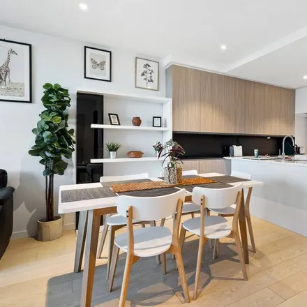 Image 4 - Kensington, Bellair Street, Kensington VIC 3031, Australia - Apartment for rent