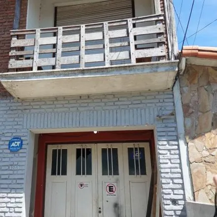 Buy this 2 bed house on Avenida 526 1204 in Partido de La Plata, 1900 Tolosa