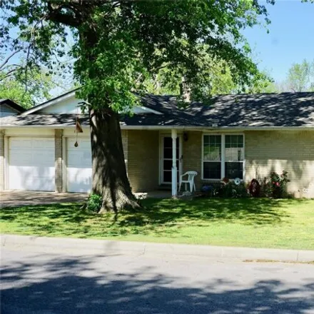 Buy this 3 bed house on 1547 South 115th East Avenue in Tulsa, OK 74128