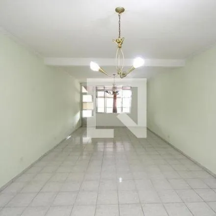 Rent this 3 bed house on Rua Itatá in Cidade Ademar, Região Geográfica Intermediária de São Paulo - SP