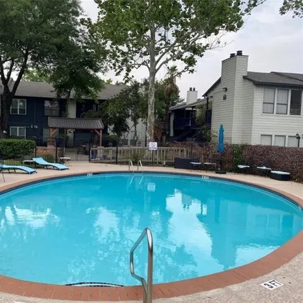 Buy this 2 bed condo on 9009 Richmond Ave Apt 405 in Houston, Texas