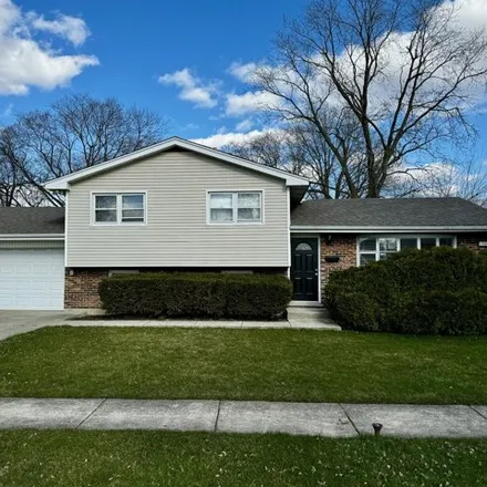 Buy this 3 bed house on 17609 Larkin Lane in Country Club Hills, IL 60478