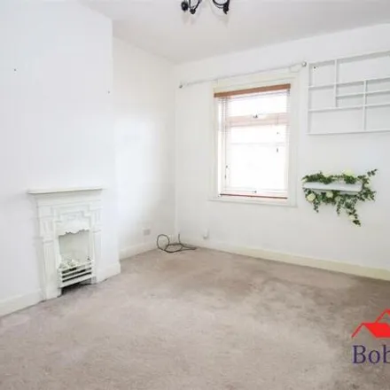 Image 9 - Clifton Street, Newcastle-under-Lyme, ST5 0TR, United Kingdom - Townhouse for rent