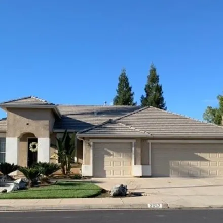 Buy this 3 bed house on 2623 Purvis Avenue in Clovis, CA 93611