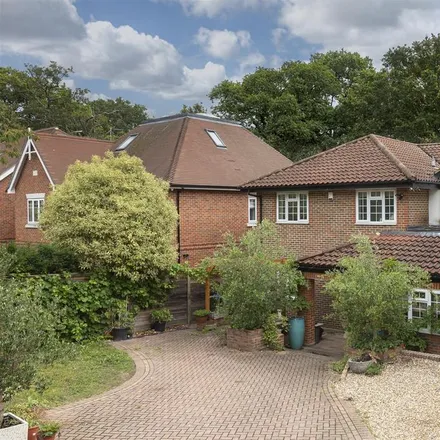 Rent this 5 bed house on 27 Henley Drive in London, KT2 7EB