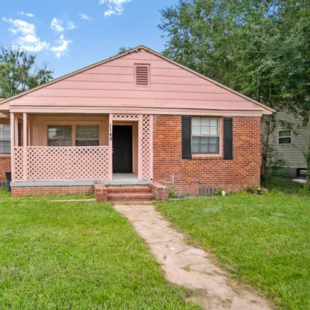 Rent this 3 bed house on 1149 West 10th Street in College Park, Jacksonville