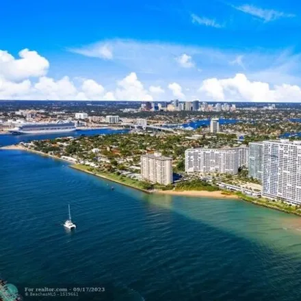 Image 2 - 2746 Southeast 20th Street, Harbor Heights, Fort Lauderdale, FL 33316, USA - Condo for sale
