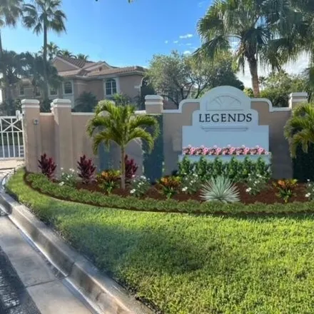 Buy this 3 bed condo on Legendary Circle in Palm Beach Gardens, FL 33318