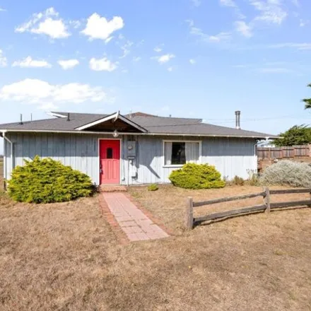 Image 2 - 31307 Ocean View Drive, Fort Bragg, CA 95437, USA - House for sale