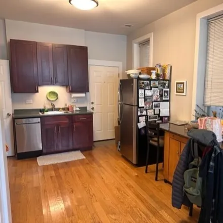 Image 6 - 2138 W Webster Ave, Unit 1F - Apartment for rent