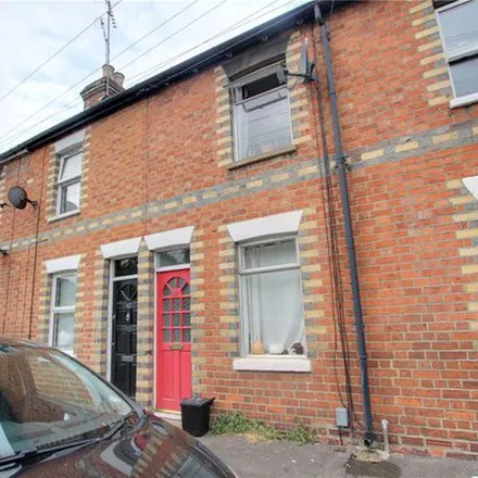 Rent this 2 bed townhouse on Forbury Place in Forbury Road, Reading