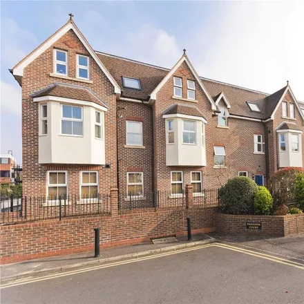 Rent this 1 bed apartment on Bentley Place in Parkside Court, Weybridge