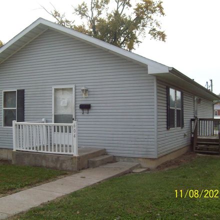 Rent this 3 bed house on 604 Elm Street in Quincy, IL 62301