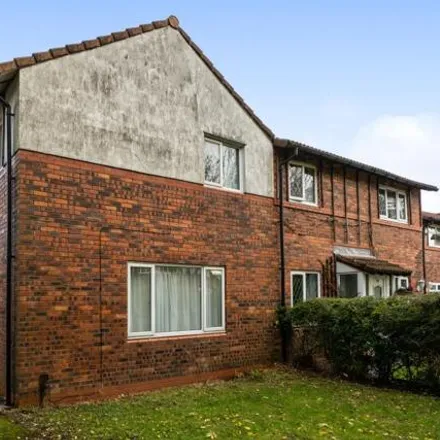 Buy this 3 bed duplex on Woolmer Close in Gorse Covert, Warrington