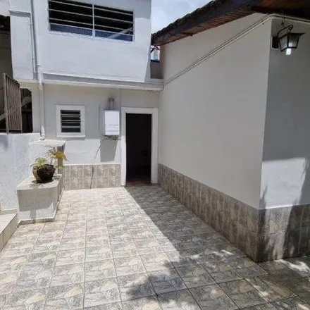 Buy this 2 bed house on Rua Libano in Taboão, São Bernardo do Campo - SP