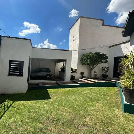Buy this 4 bed house on Calle La Mesa in Delegaciön Santa Rosa Jáuregui, 76100 Juriquilla