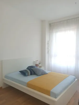 Rent this 4 bed room on Via Caduti del Lavoro in 20099 Sesto San Giovanni MI, Italy