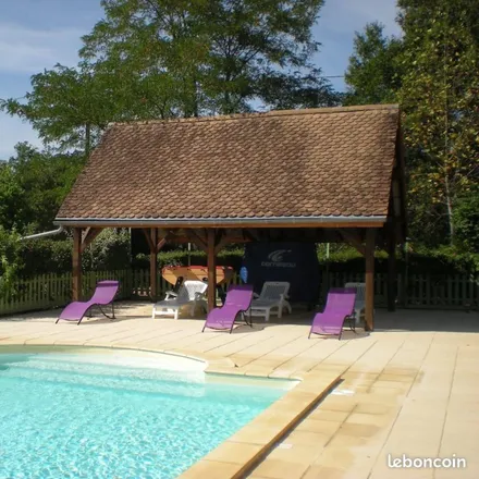 Rent this 4 bed house on 267 Impasse des Terrières in 24260 Journiac, France
