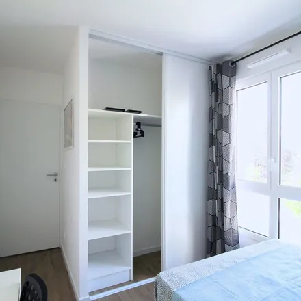 Rent this 1 bed apartment on Résidence Amadeus - Bâtiment A in 2 Allée Jules Cusinberche, 92110 Clichy