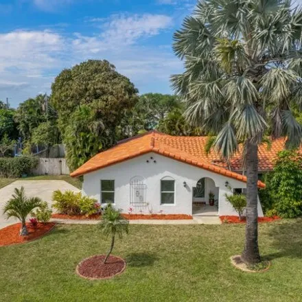 Buy this 4 bed house on 238 South Palm Avenue in Melbourne Beach, Brevard County