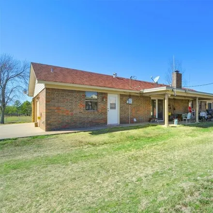 Image 3 - 1400 Kings Road, Ardmore, OK 73401, USA - House for sale