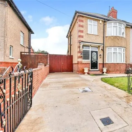 Image 1 - Lynton Gardens, Darlington, DL1 4PB, United Kingdom - Duplex for sale